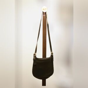 Vintage coach Black leather flap shoulder hippie bag 9135  y2k 1999 90s